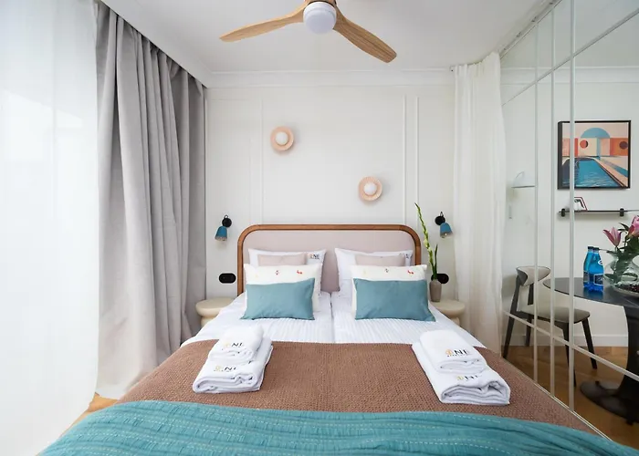 アパート Batory By Oneapartments